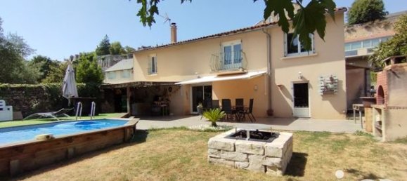 3 bedrooms House in Thouars, France No. 301899 4