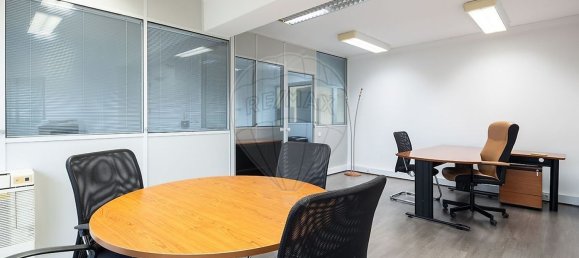 317m² Office in Almada, Portugal No. 69772 20