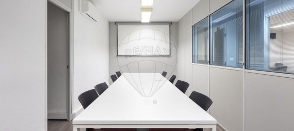 317m² Office in Almada, Portugal No. 69772 18