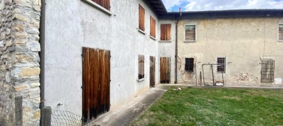 10 rooms House in Corte Franca, Italy No. 52714 2