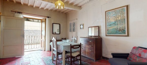 2 Schlafzimmer Haus in Barga, Italy, Nr. 233106 8