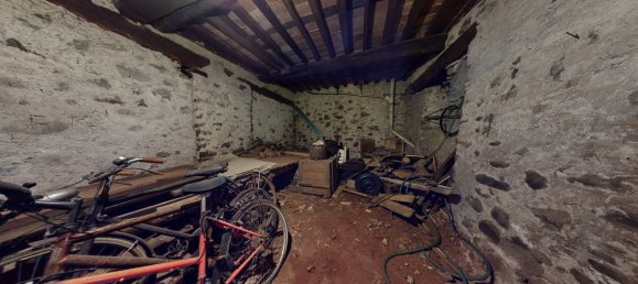 2 Schlafzimmer Haus in Barga, Italy, Nr. 233106 26