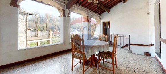 2 Schlafzimmer Haus in Barga, Italy, Nr. 233106 2
