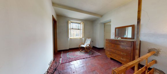 2 Schlafzimmer Haus in Barga, Italy, Nr. 233106 14