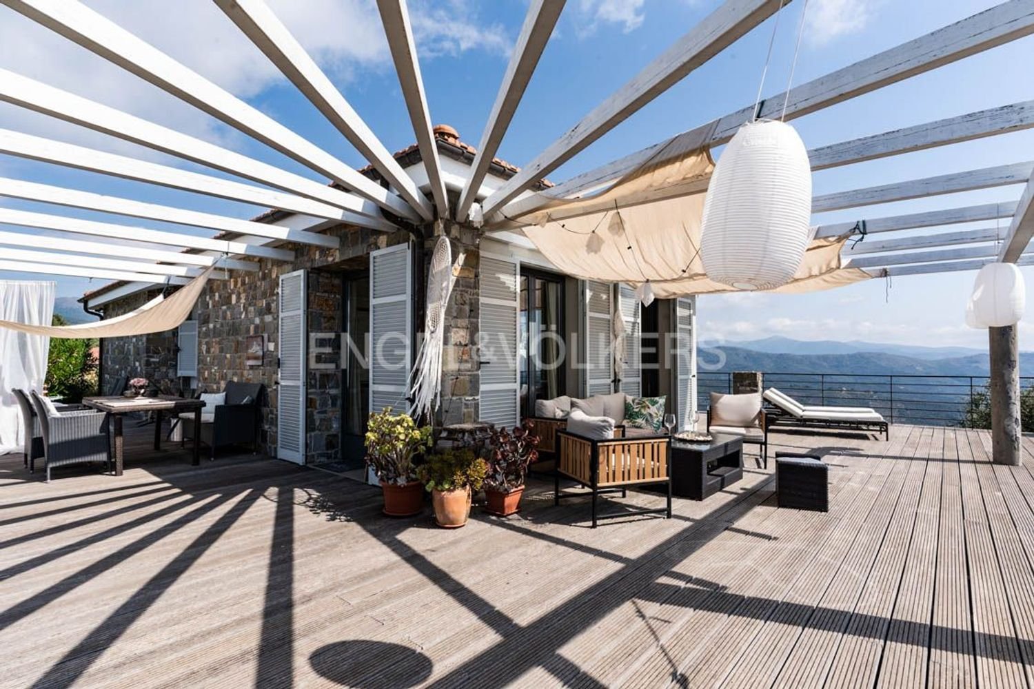 7 rooms Villa in Dolcedo, Italy No. 125659