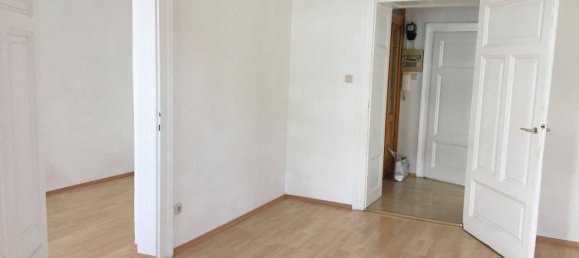 2 rooms Apartment in Gries, Austria No. 153051 3