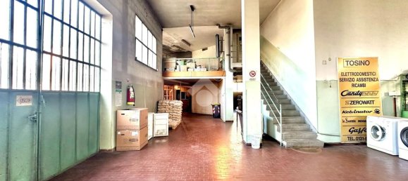 553m² Warehouse in Tortona, Italy No. 62463 25