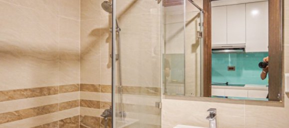 1 room Office in District 4, Vietnam No. 16445 8