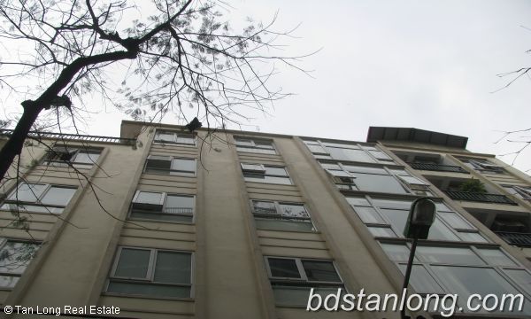 2 bedrooms Apartment in Ba Dinh, Vietnam No. 4553