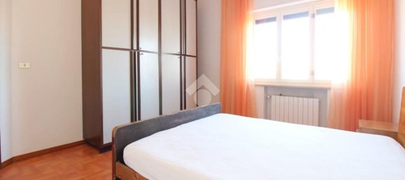 Квартира с 4 спальнями в Розето дельи Абруцци, Италия № 375898 13