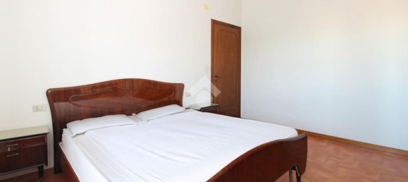 Квартира с 4 спальнями в Розето дельи Абруцци, Италия № 375898 15