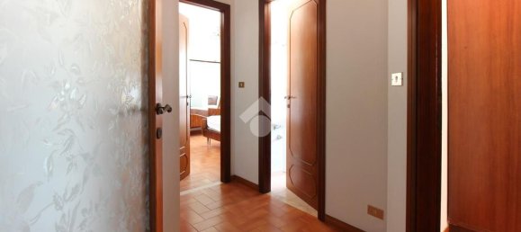 Квартира с 4 спальнями в Розето дельи Абруцци, Италия № 375898 11