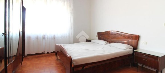 Квартира с 4 спальнями в Розето дельи Абруцци, Италия № 375898 16