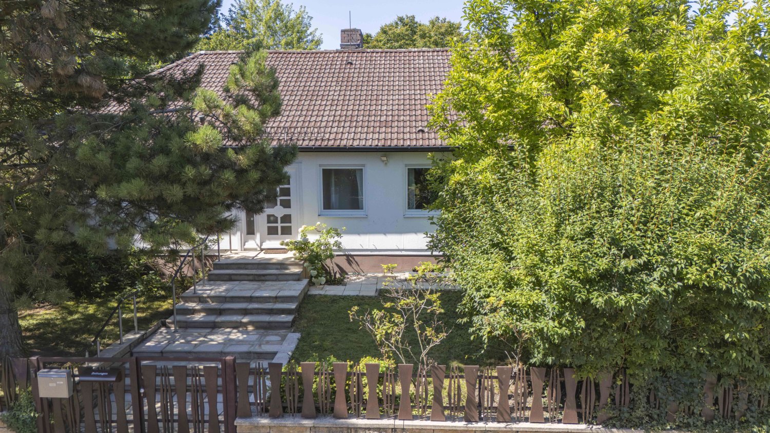 Бунгало с 3 спальнями в Мюнхен, Германия № 329064