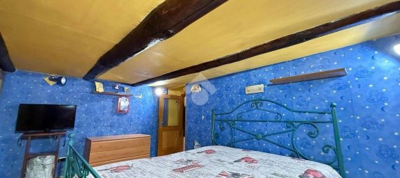 2 Schlafzimmer Wohnung in Naples, Italy, Nr. 16207 10