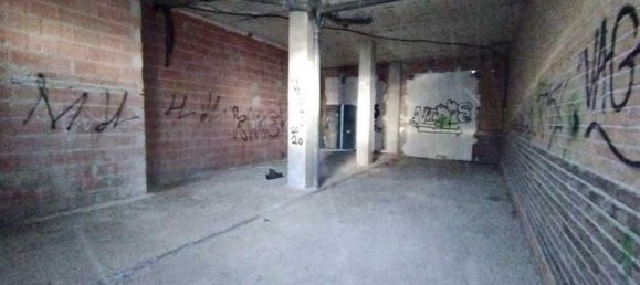 Propiedad comercial en Zaragoza, Spain 79 m² No. 65467 3