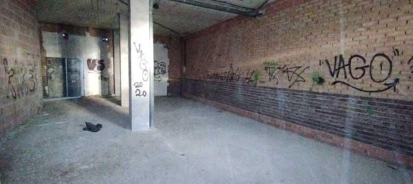 Propiedad comercial en Zaragoza, Spain 79 m² No. 65467 2