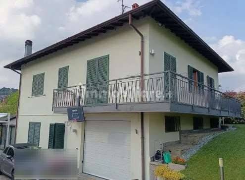 2 chambres Villa à Capiago Intimiano, Italy No. 326498