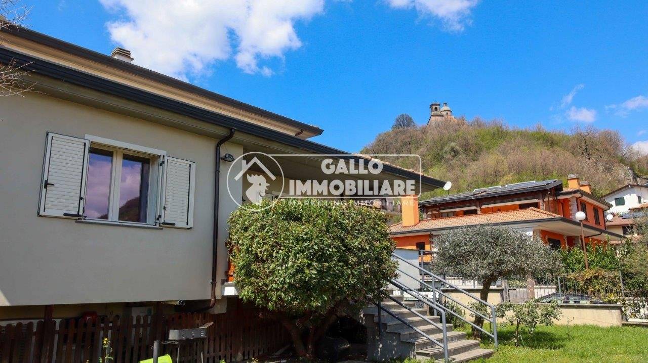 4 bedrooms Villa in Monteforte Irpino, Italy No. 344519