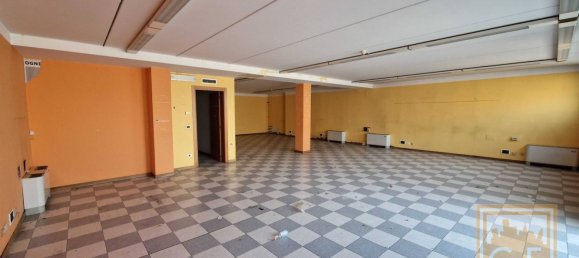 مكتب في Noventa Padovana, Italy 354متر مربع رقم 68645 19