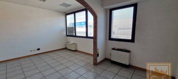 مكتب في Noventa Padovana, Italy 354متر مربع رقم 68645 5