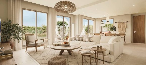 2 bedrooms Townhouse in Abu Dhabi, UAE No. 17261 2