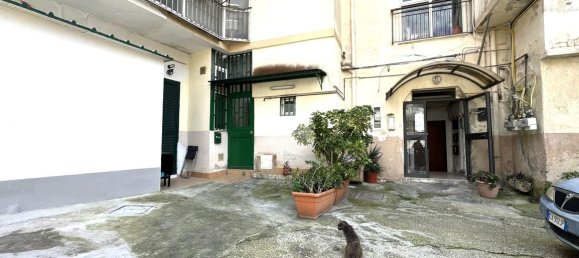 Studio in Naples, Italy No. 237799 14