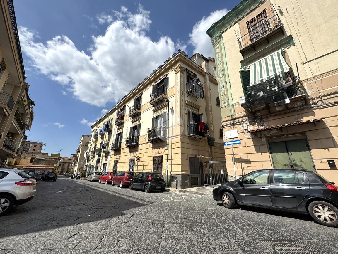 Studio in Naples, Italy No. 237799