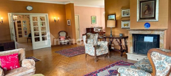 4 غرف نوم فيلا في Mozzo, Italy رقم 338850 10