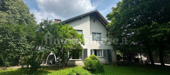 4 غرف نوم فيلا في Mozzo, Italy رقم 338850 2