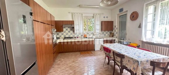 4 غرف نوم فيلا في Mozzo, Italy رقم 338850 11