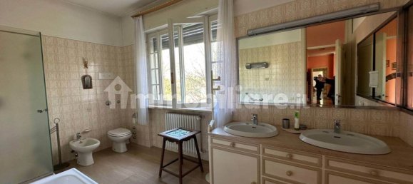 4 غرف نوم فيلا في Mozzo, Italy رقم 338850 33