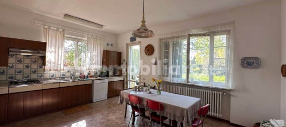 4 غرف نوم فيلا في Mozzo, Italy رقم 338850 27