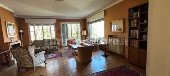 4 غرف نوم فيلا في Mozzo, Italy رقم 338850 26