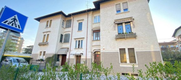 Apartamento T2 em Varese, Italy N.º 210235 16