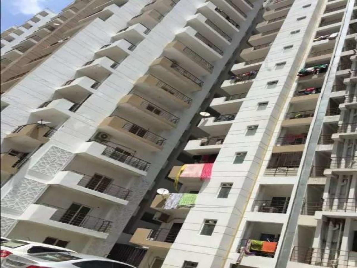 2 bedrooms House in Noida, India No. 16253