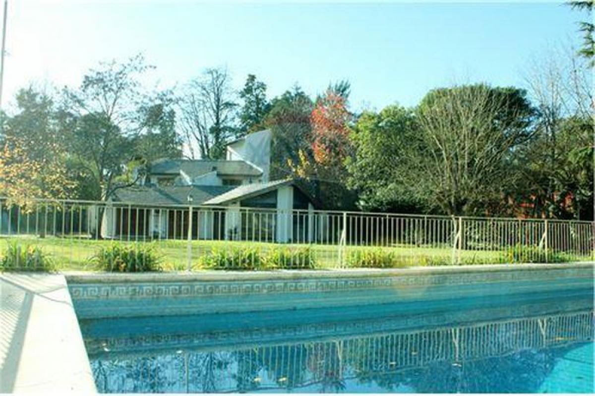 Ферма с 3 спальнями в Итусаинго, Аргентина № 113537