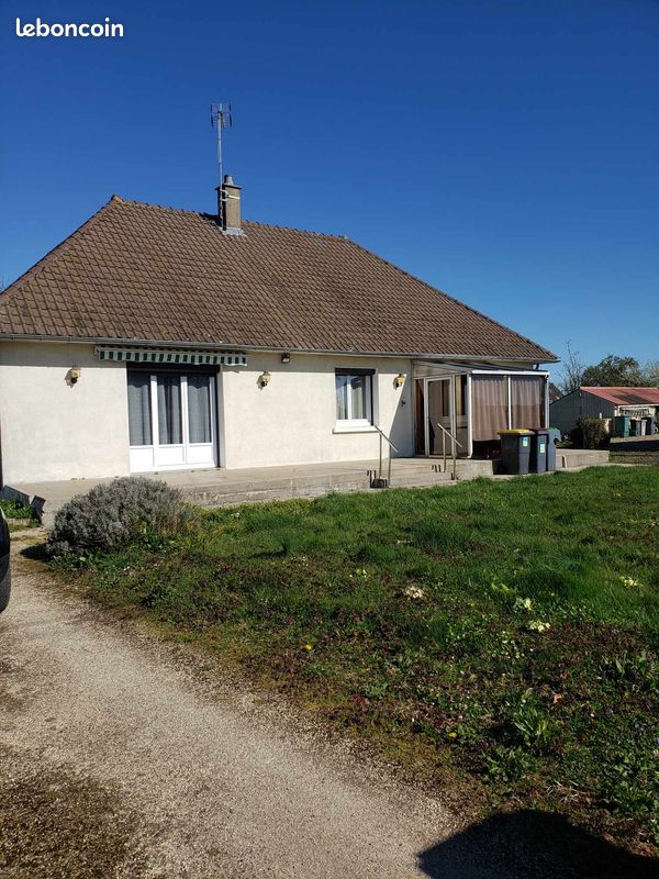 3 bedrooms House in Charly, France No. 327651