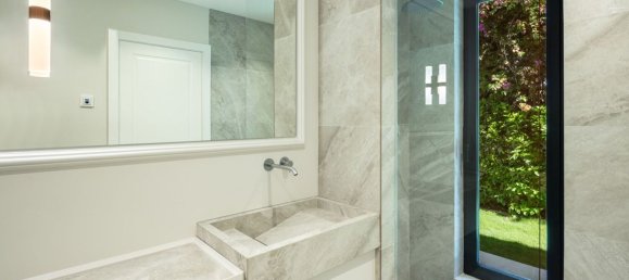 Casa T5 em Marbella, Spain N.º 69848 44