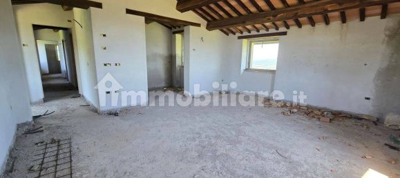 4 Schlafzimmer Haus in Umbertide, Italy, Nr. 90632 17