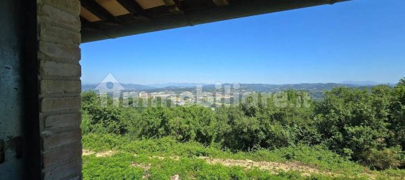 4 Schlafzimmer Haus in Umbertide, Italy, Nr. 90632 12