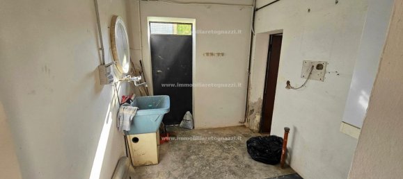 5 rooms Apartment in Certaldo, Italy No. 192138 10