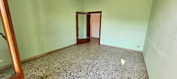 5 rooms Apartment in Certaldo, Italy No. 192138 15