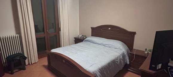 Квартира с 3 комнатами в Судзара, Италия № 110494 5