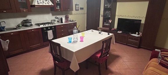 Квартира с 3 комнатами в Судзара, Италия № 110494 2