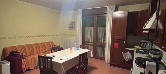 Квартира с 3 комнатами в Судзара, Италия № 110494 3