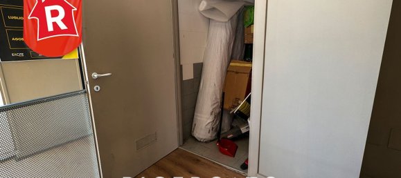 1300m² Commercial property in Lecce, Italy No. 30894 21