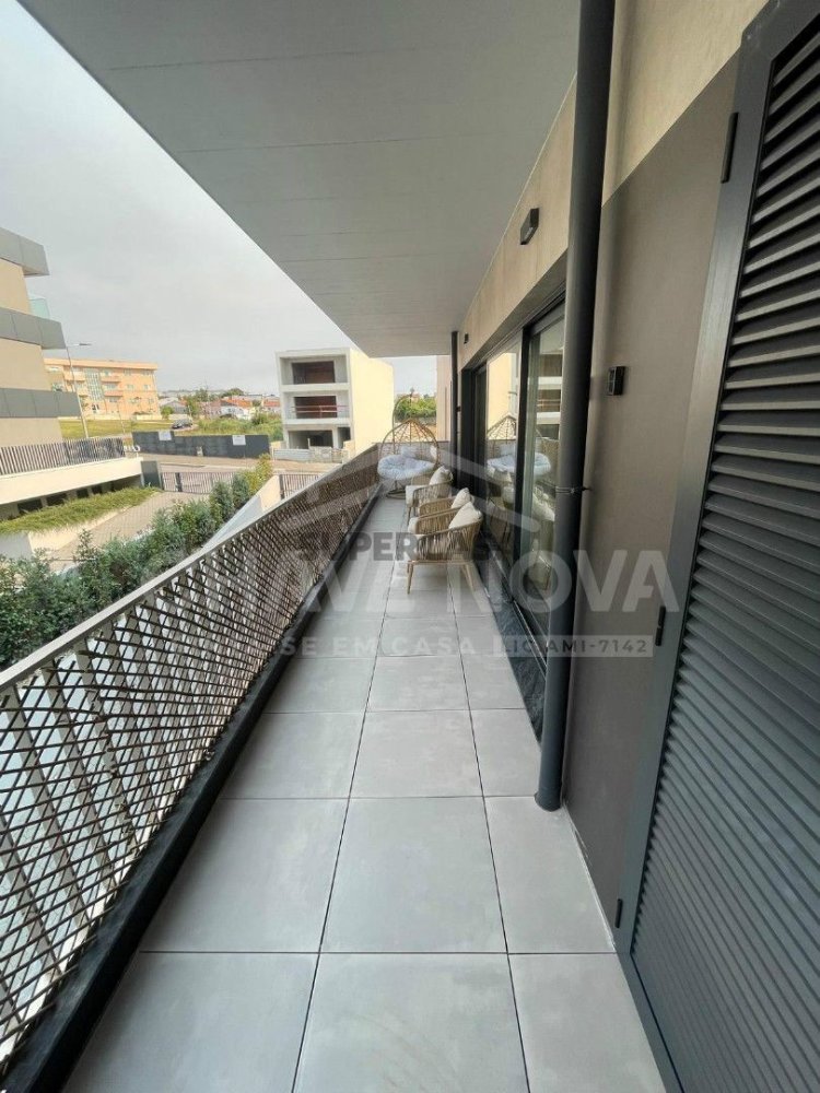 Apartamento de 3 dormitorios en Vila Nova de Gaia, Portugal No. 286849