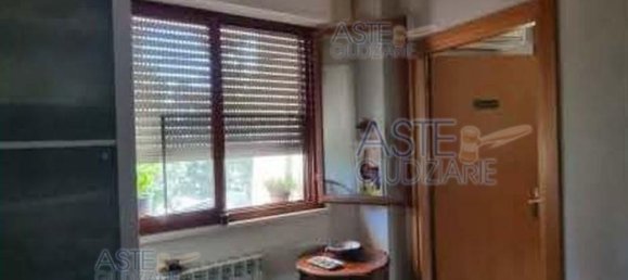 5 rooms Apartment in Rome, Italy No. 292276 43