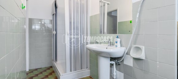 Квартира с 2 спальнями в Милан, Италия № 378241 3